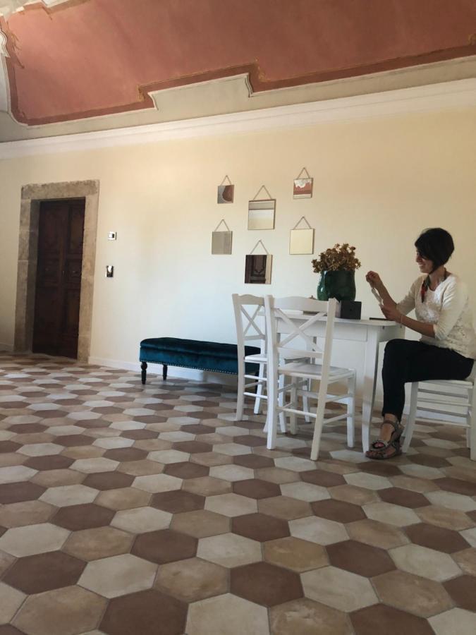 מלון Navelli Dimora Dell'Arte מראה חיצוני תמונה