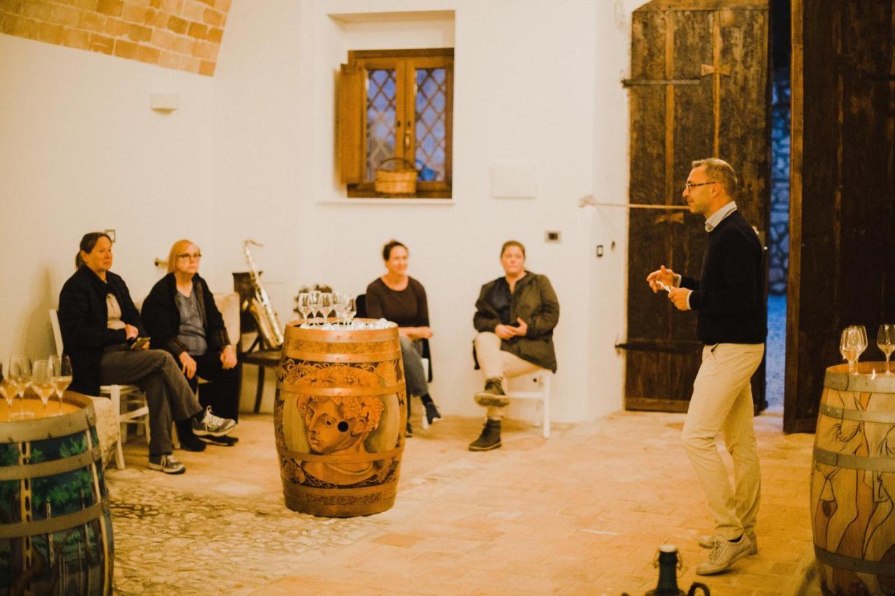 מלון Navelli Dimora Dell'Arte מראה חיצוני תמונה